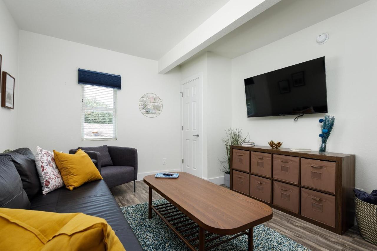 735 W 10Th St Dallas Zewnętrze zdjęcie