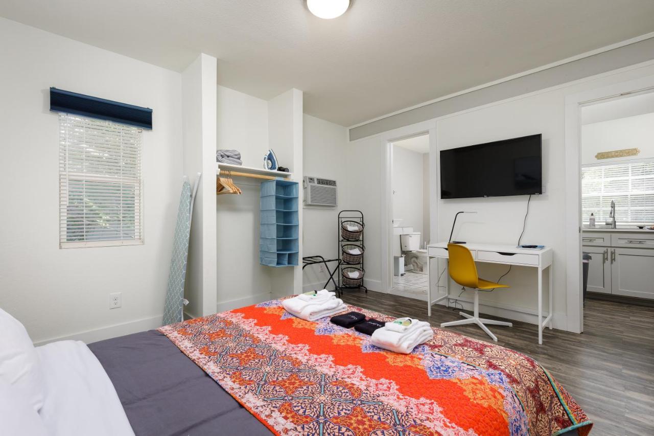 735 W 10Th St Dallas Zewnętrze zdjęcie